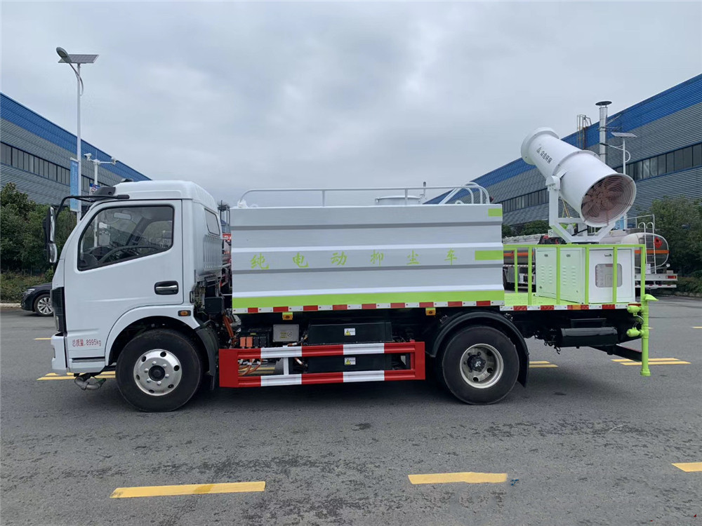 東風(fēng)凱普特純電動(dòng)抑塵車